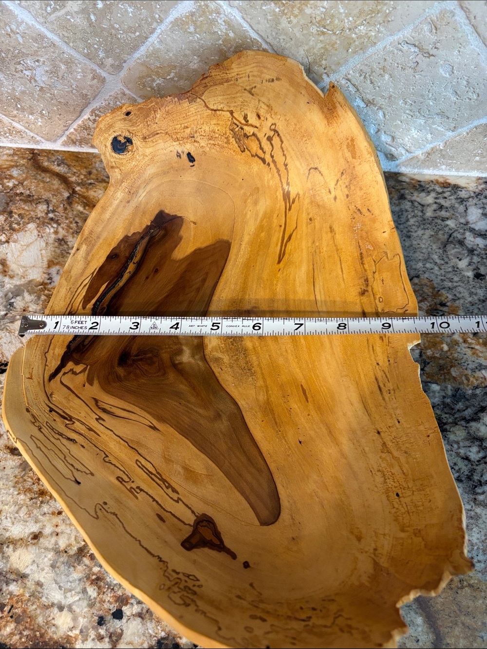 Sweet Gum Wood Serving Bowl with Rough Edges- Signed D. Callahan - Picture 15 of 16